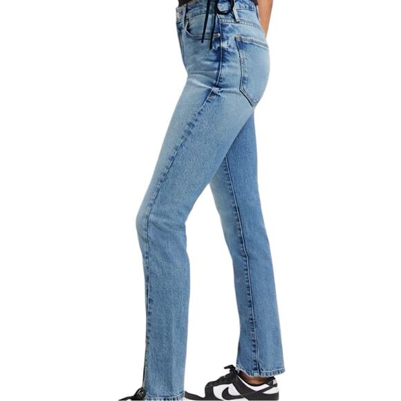NWT Good American Good Classic Twisted Slit Straight Jeans Size 2/26 Retail $155 - Picture 2 of 7